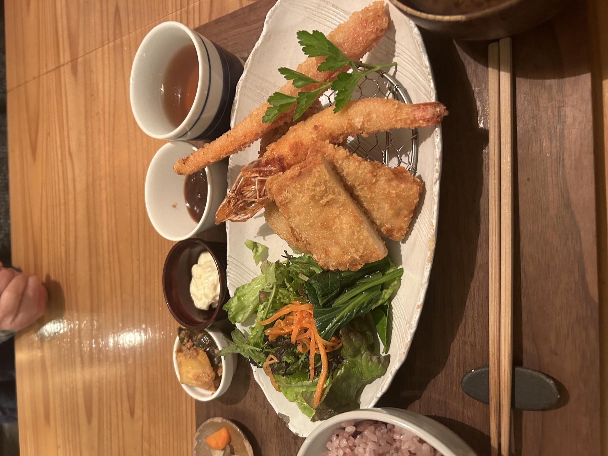 ミツバチ食堂のレポート写真1（ポニョ）