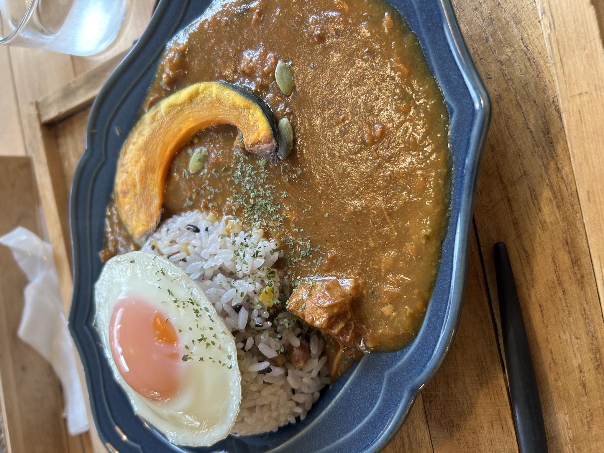 みのカフェmakanaのレポート写真1（ポニョ）