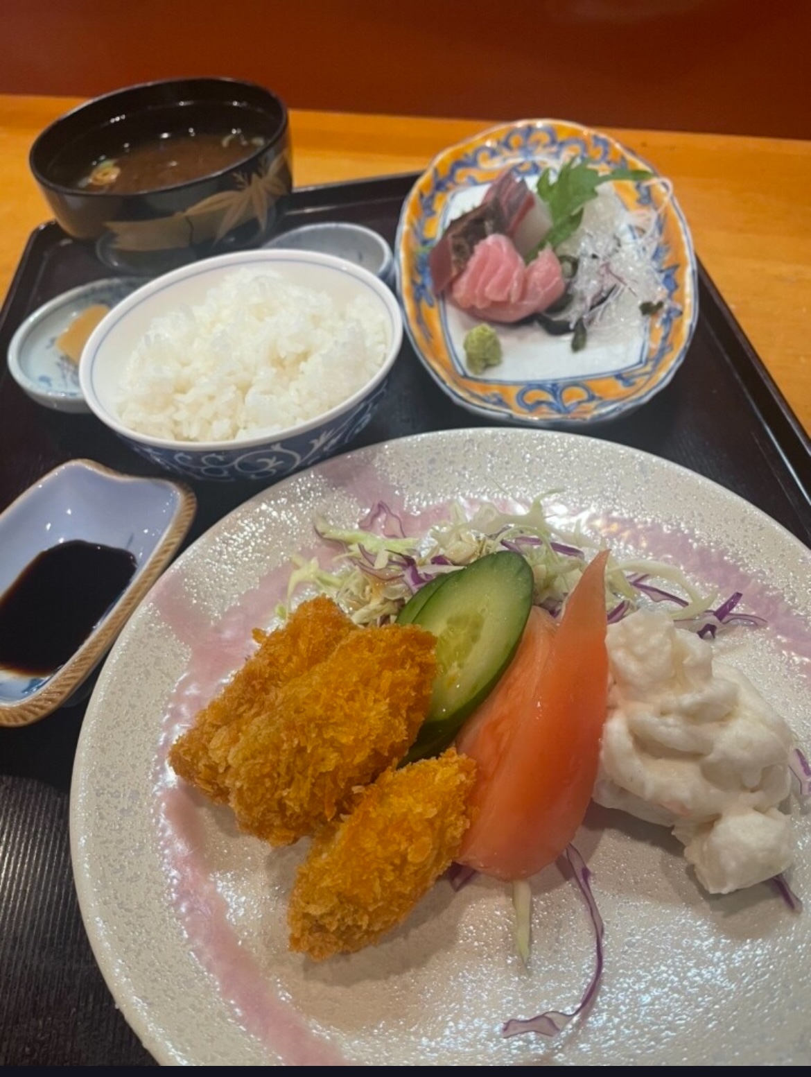 越前かに料理 丸福寿しのレポート写真1（岐阜の食いしん坊担当）