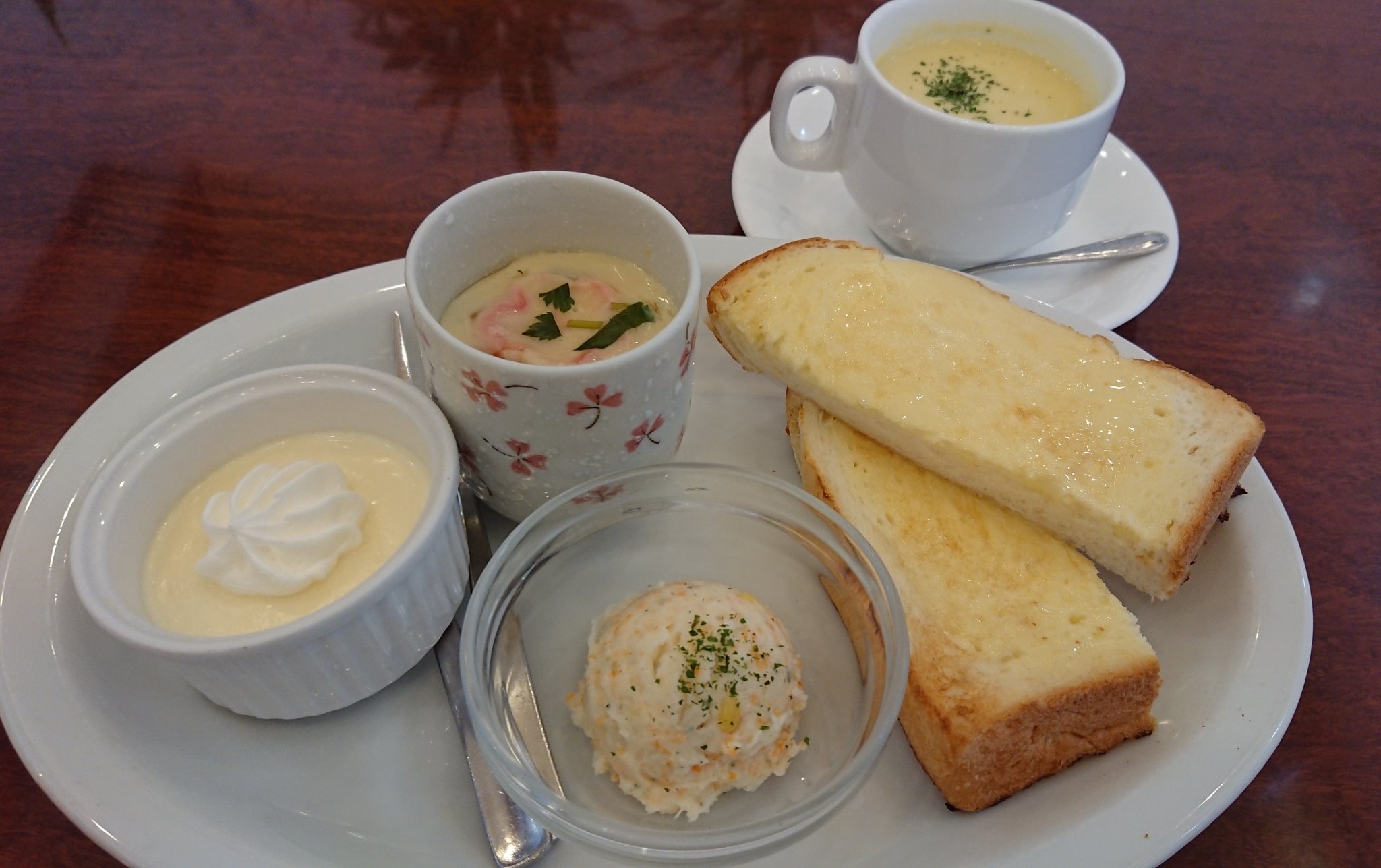 カフェレスト パン工房 Donoのレポート写真1（ヨゼ）