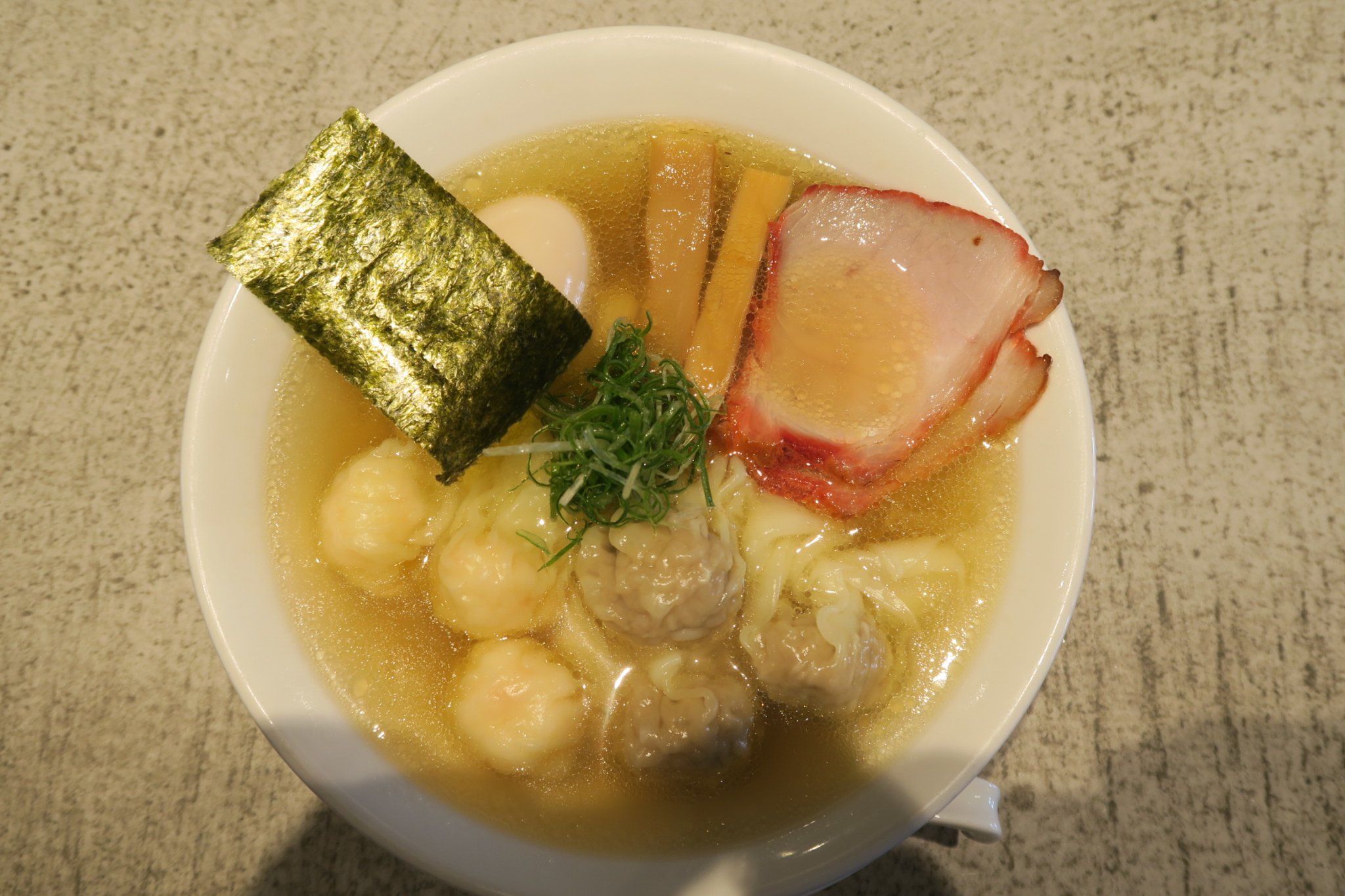 ワンタン麺専門店 たゆたふのレポート写真2（みずほのトヤマ）