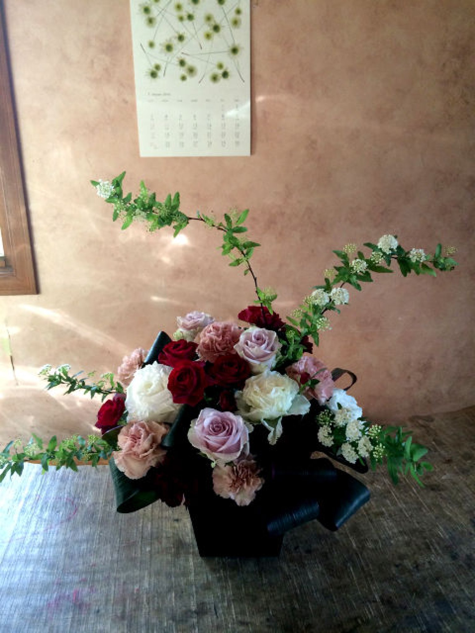 季節の花を使ったシーズンテーマアレンジを気軽に楽しく！｜フラワーショップ併設、伝統のマミフラワーデザ...