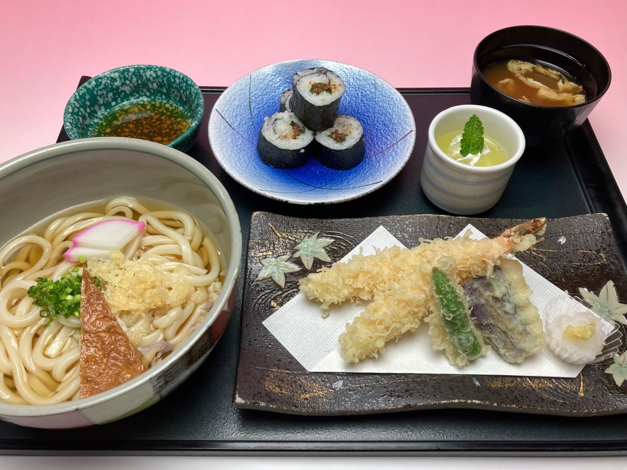 和風セット…2,100円｜メイン料理を天ぷら・エビフライ・ヒレカツ・唐揚げ・お刺身から選べる和風セット。し...