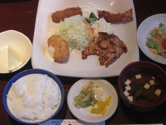 洋食 金龍のレポート写真1（ｱﾔｺｼﾞｬﾊﾟﾝ）