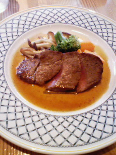 西洋飲食館 Fujiiのレポート写真1（レッツなミドル）