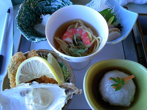 創意料理 あかねのレポート写真1（タチコマ）