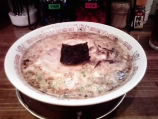 十六代目 哲麺 大垣上面店のレポート写真1（ゆかそ）