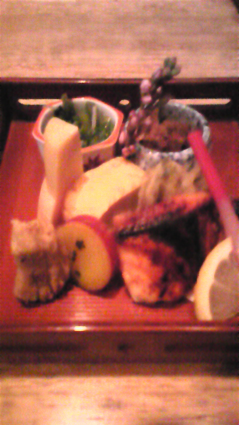 日本料理 雅味 近どうのレポート写真1（にゃー）