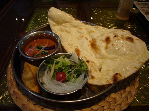 カフェ&インド料理 ラサマンダのレポート写真1（レッツなミドル）