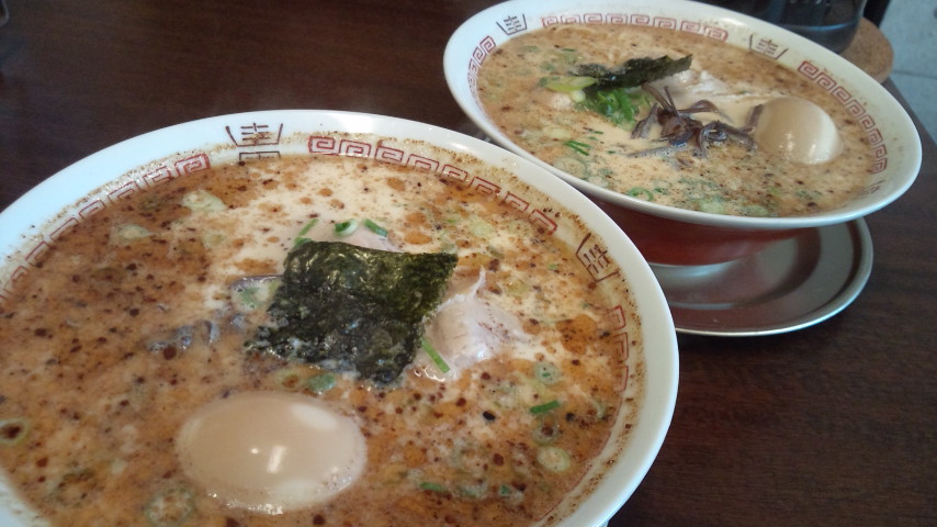 十六代目 哲麺 大垣上面店のレポート写真1（めぐっぺ☆）
