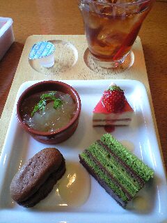 patisserie PEU CONNUのレポート写真1（まっき～な☆）
