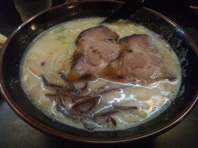九州ラーメン うまかのレポート写真1（reika）