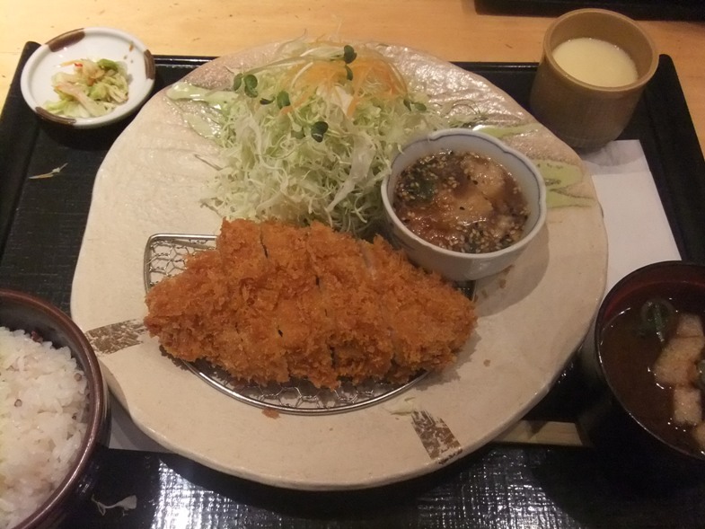 東京とんかつキララのレポート写真1（ヴァンピール）