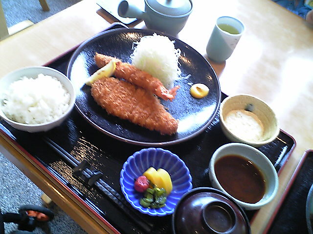 とんかつ味彩のレポート写真1（なちょ）