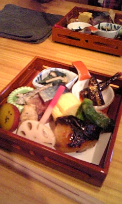 日本料理 雅味 近どうのレポート写真1（コロン）