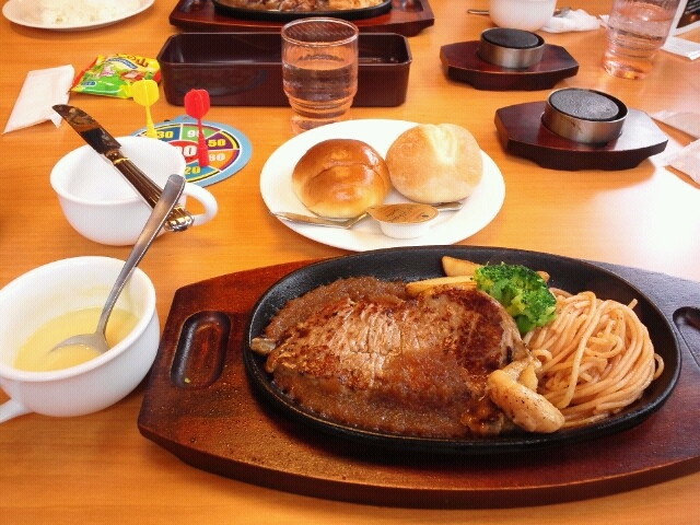 ステーキ宮 岐南店のレポート写真2（ミッフィー）